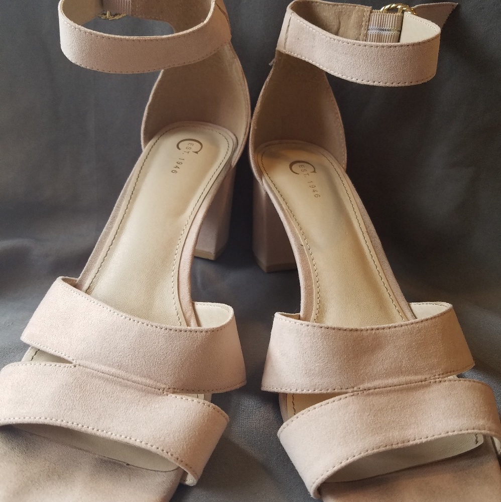 Strappy heel